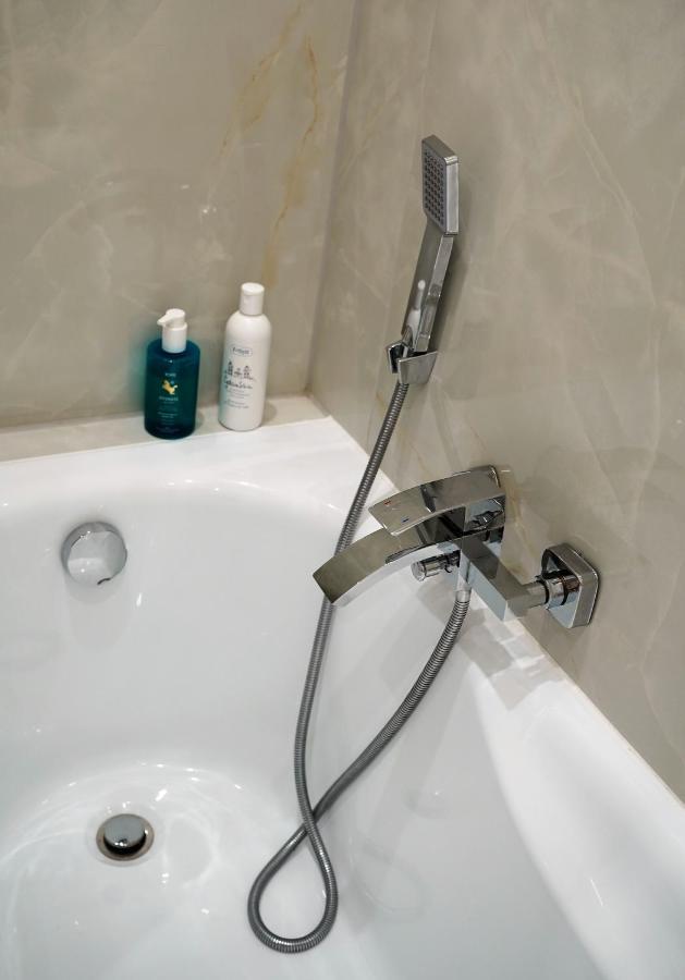 Nice Apartament With Small Tub Varsovie Extérieur photo